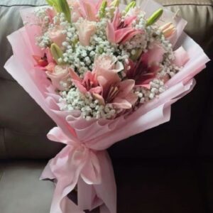 Graceful Lily & Baby’s Breath Bouquet